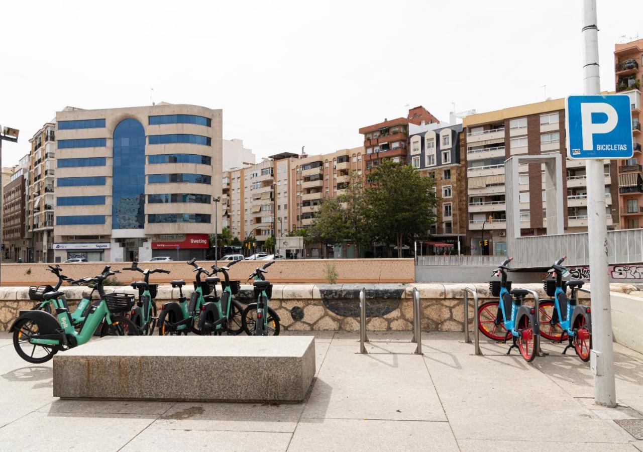 Apartamento Melina Arlu - Barrio Soho Málaga Dış mekan fotoğraf